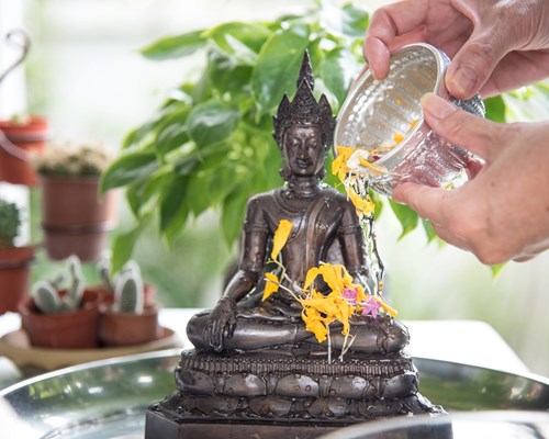 Buddha statue fountain
