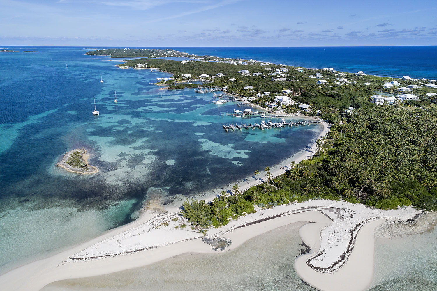 Aerial view of Tahiti beach and Elbow Cay in the Bahamas
