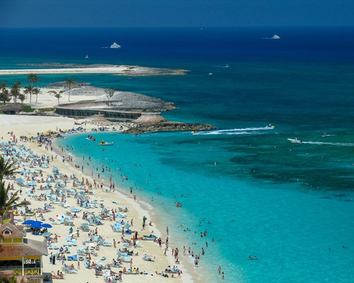 Crowds of people enjoying the beach at Cable Beach